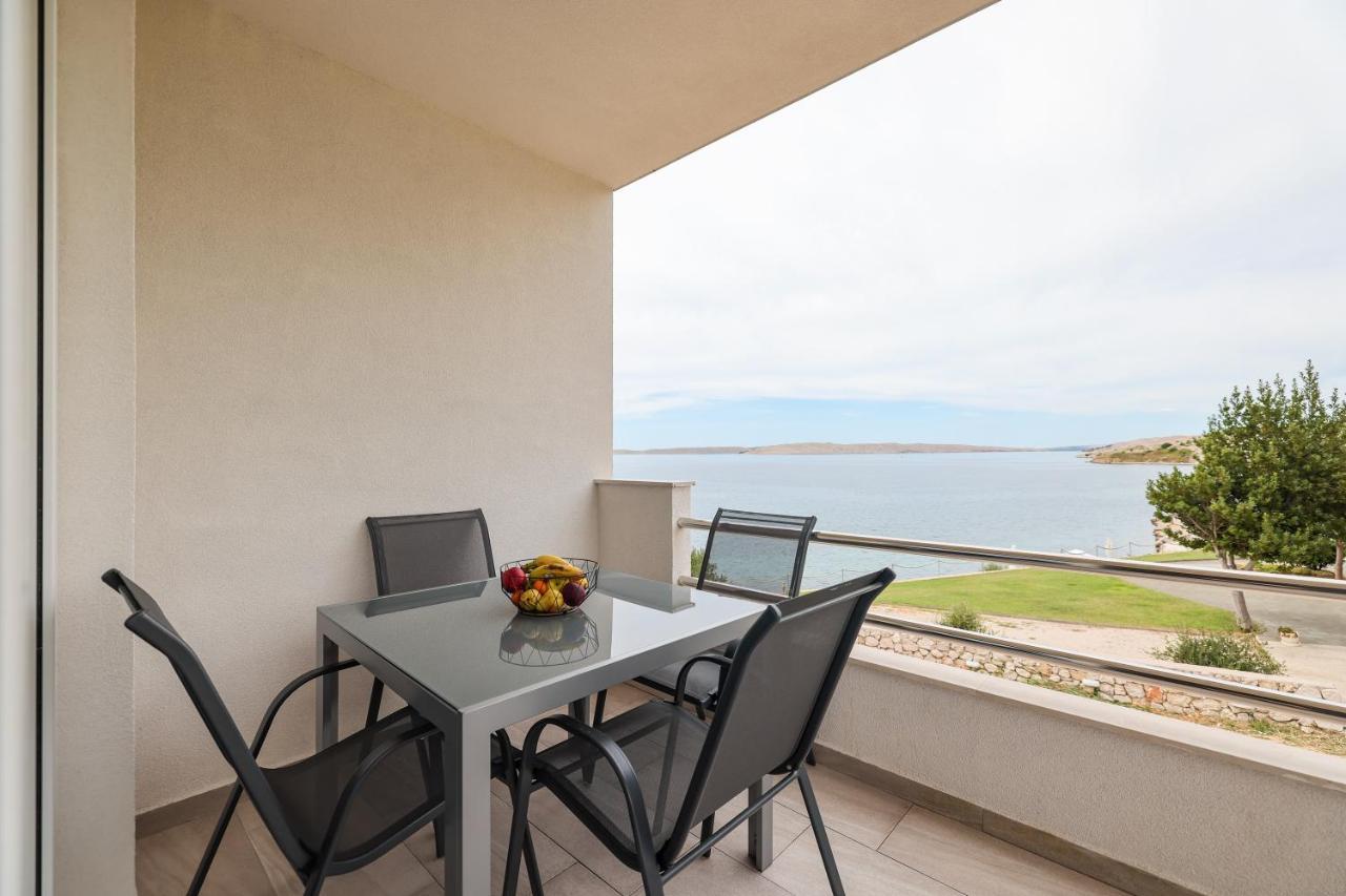 Beachfront Apartments Tic With Seaview Miletici Ngoại thất bức ảnh