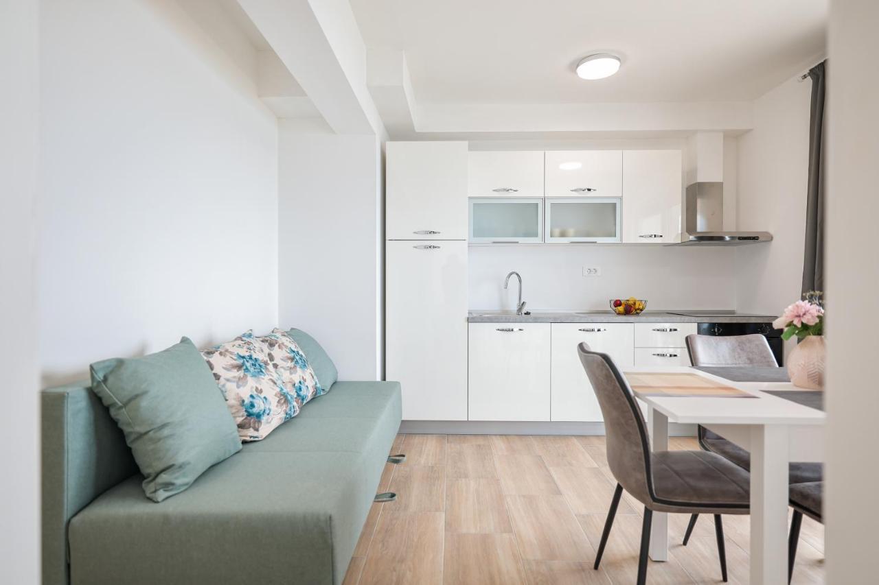 Beachfront Apartments Tic With Seaview Miletici Ngoại thất bức ảnh