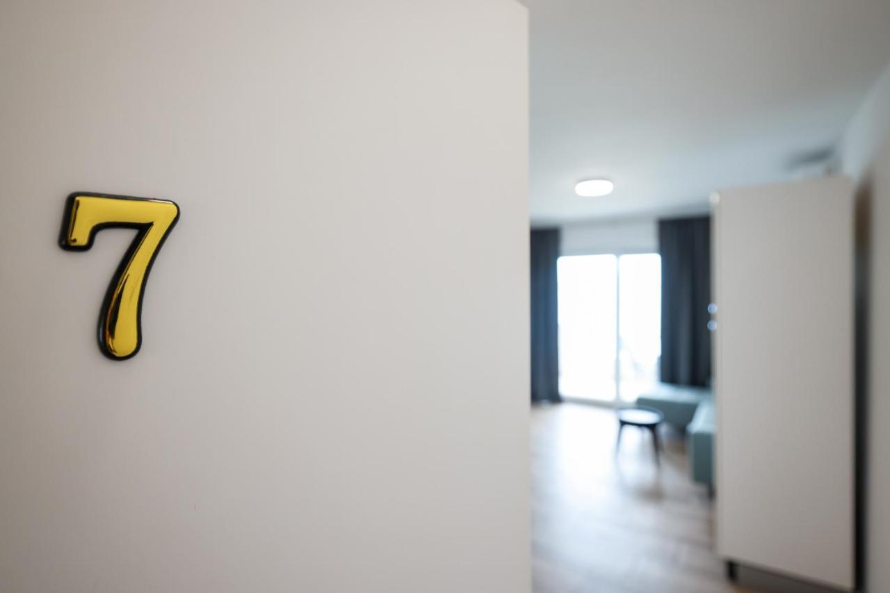 Beachfront Apartments Tic With Seaview Miletici Ngoại thất bức ảnh