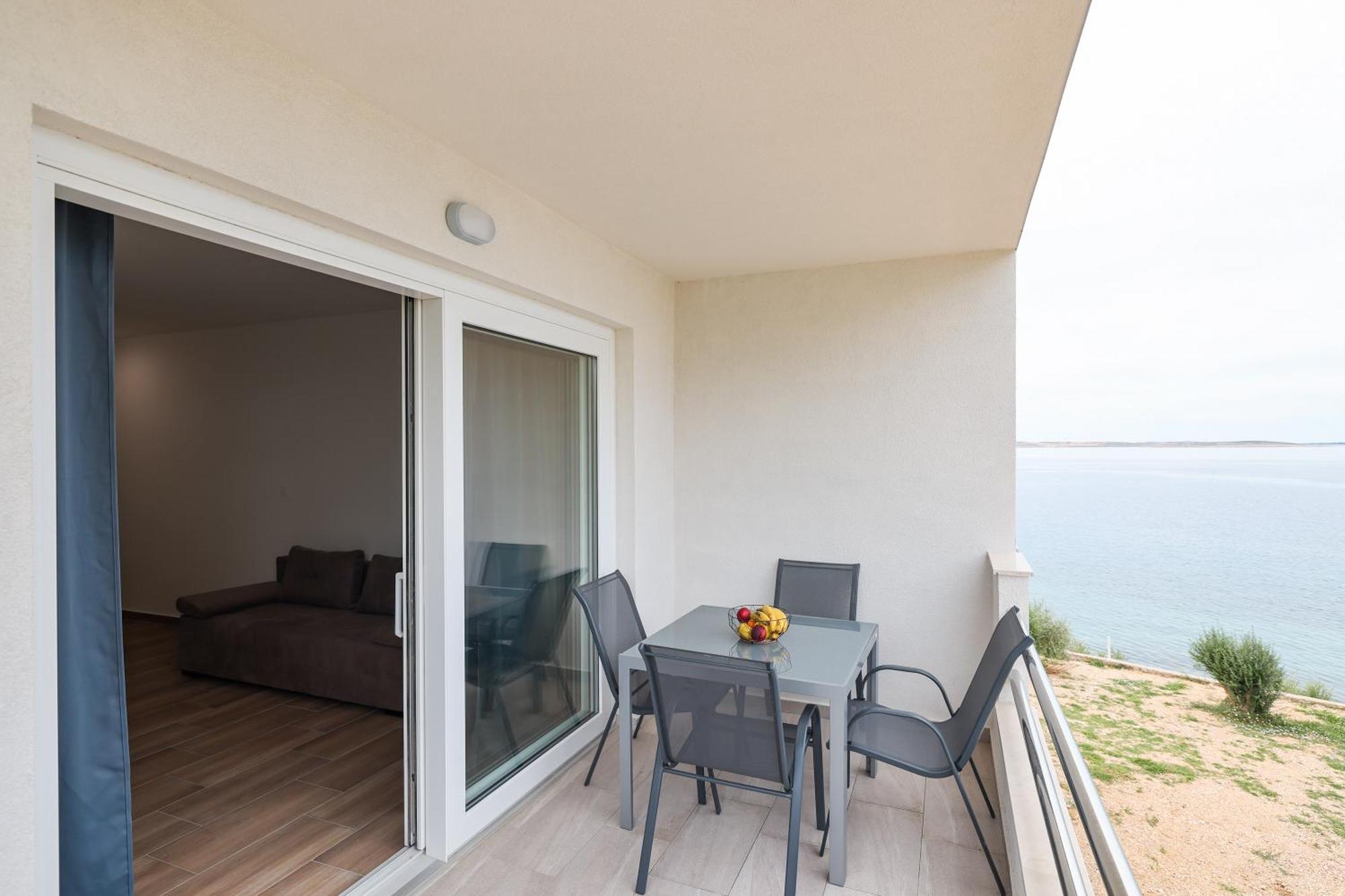 Beachfront Apartments Tic With Seaview Miletici Ngoại thất bức ảnh