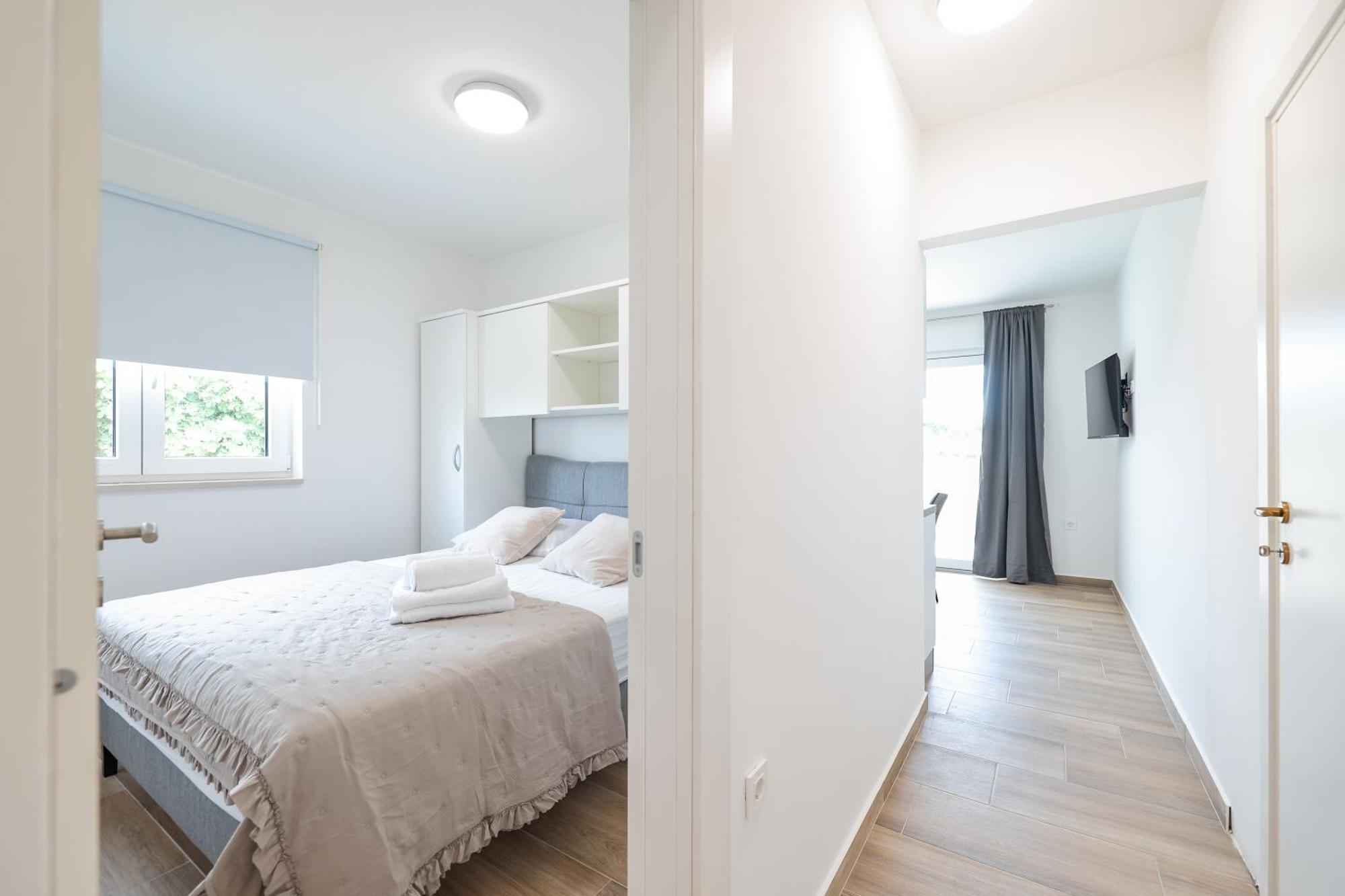 Beachfront Apartments Tic With Seaview Miletici Ngoại thất bức ảnh