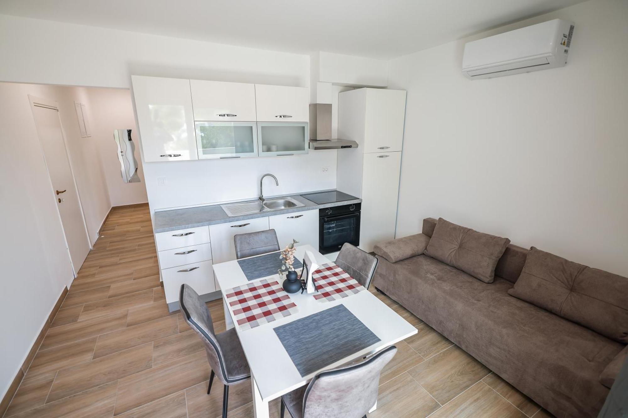 Beachfront Apartments Tic With Seaview Miletici Ngoại thất bức ảnh