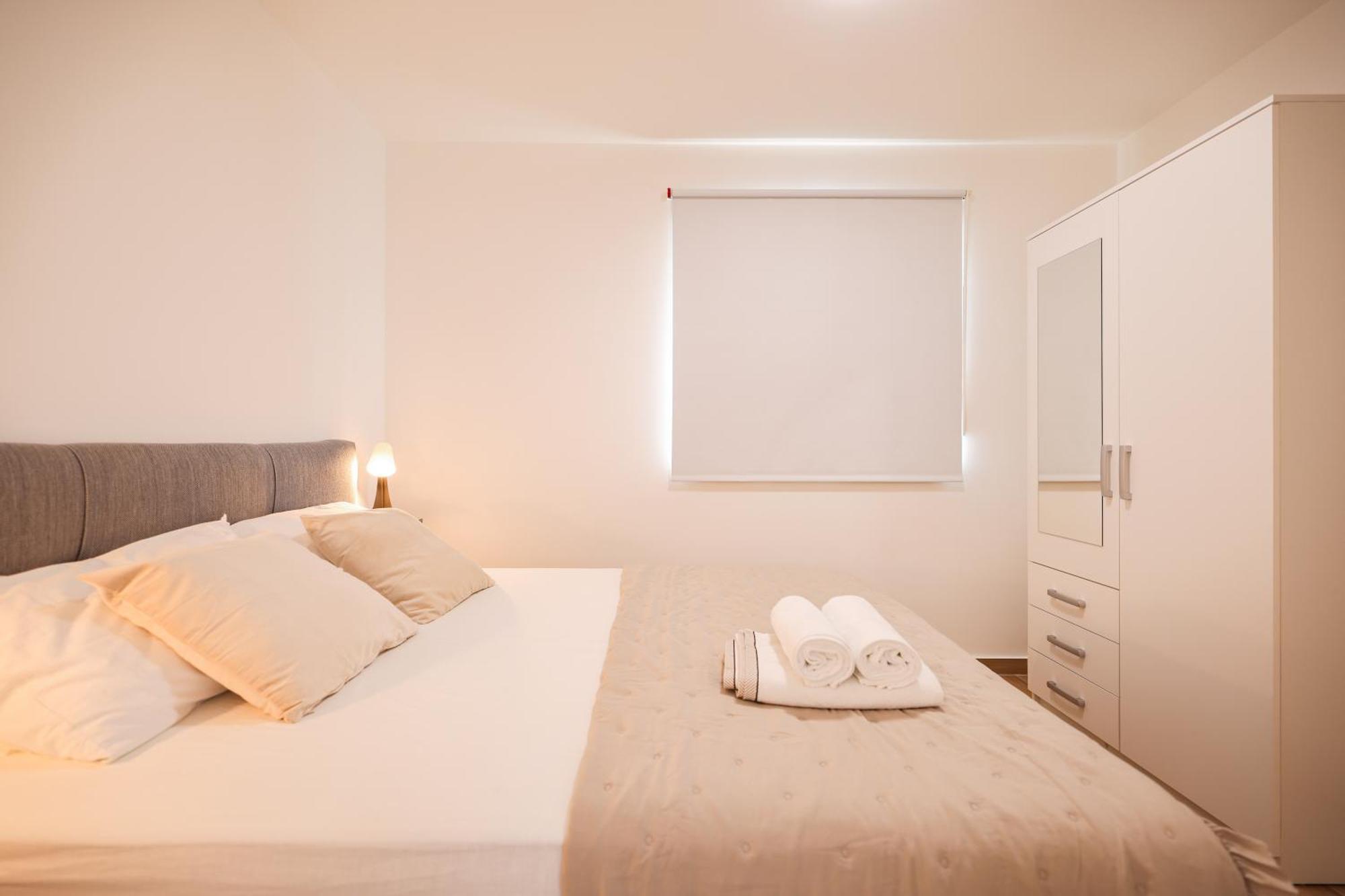 Beachfront Apartments Tic With Seaview Miletici Ngoại thất bức ảnh