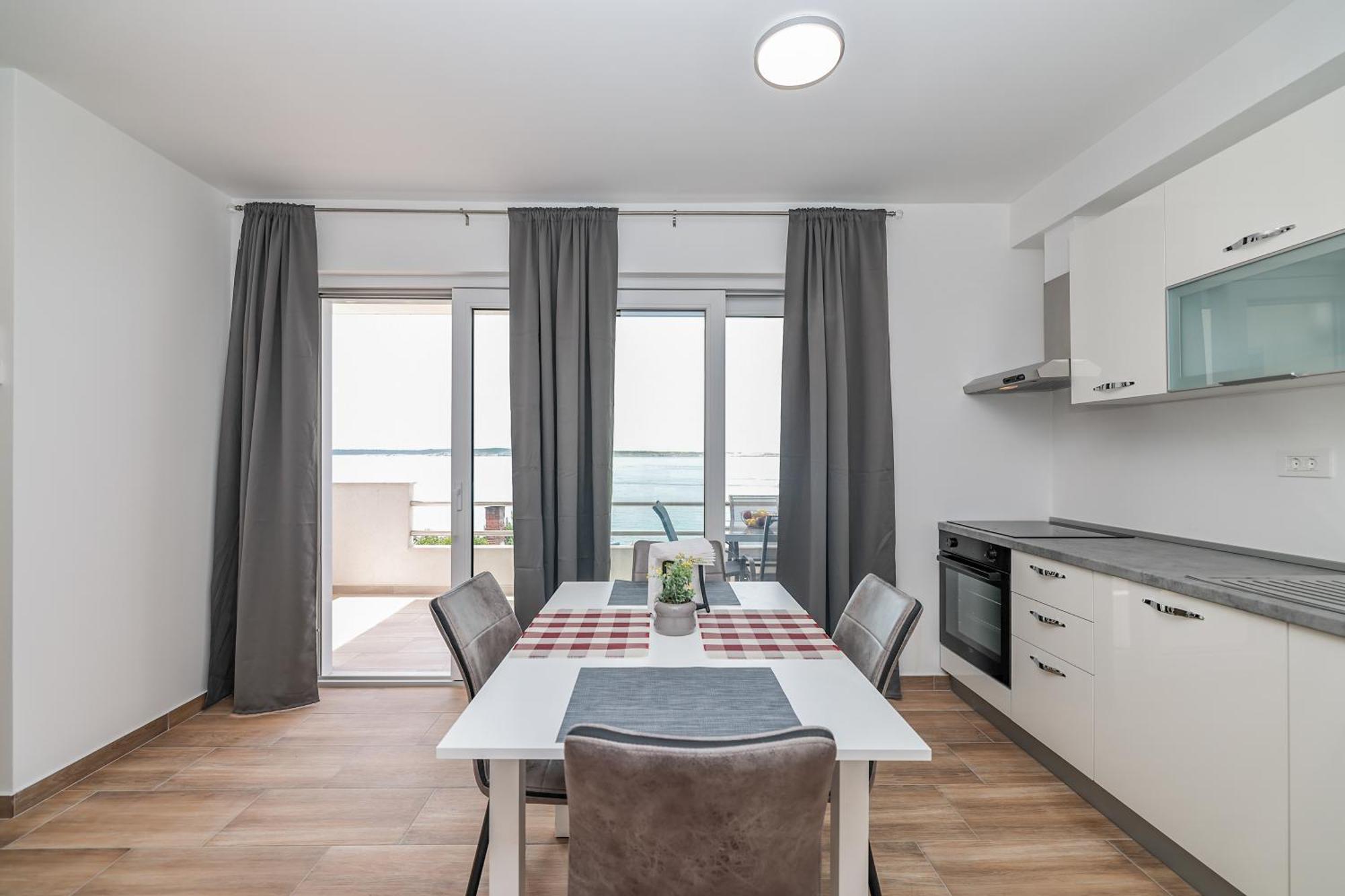Beachfront Apartments Tic With Seaview Miletici Ngoại thất bức ảnh