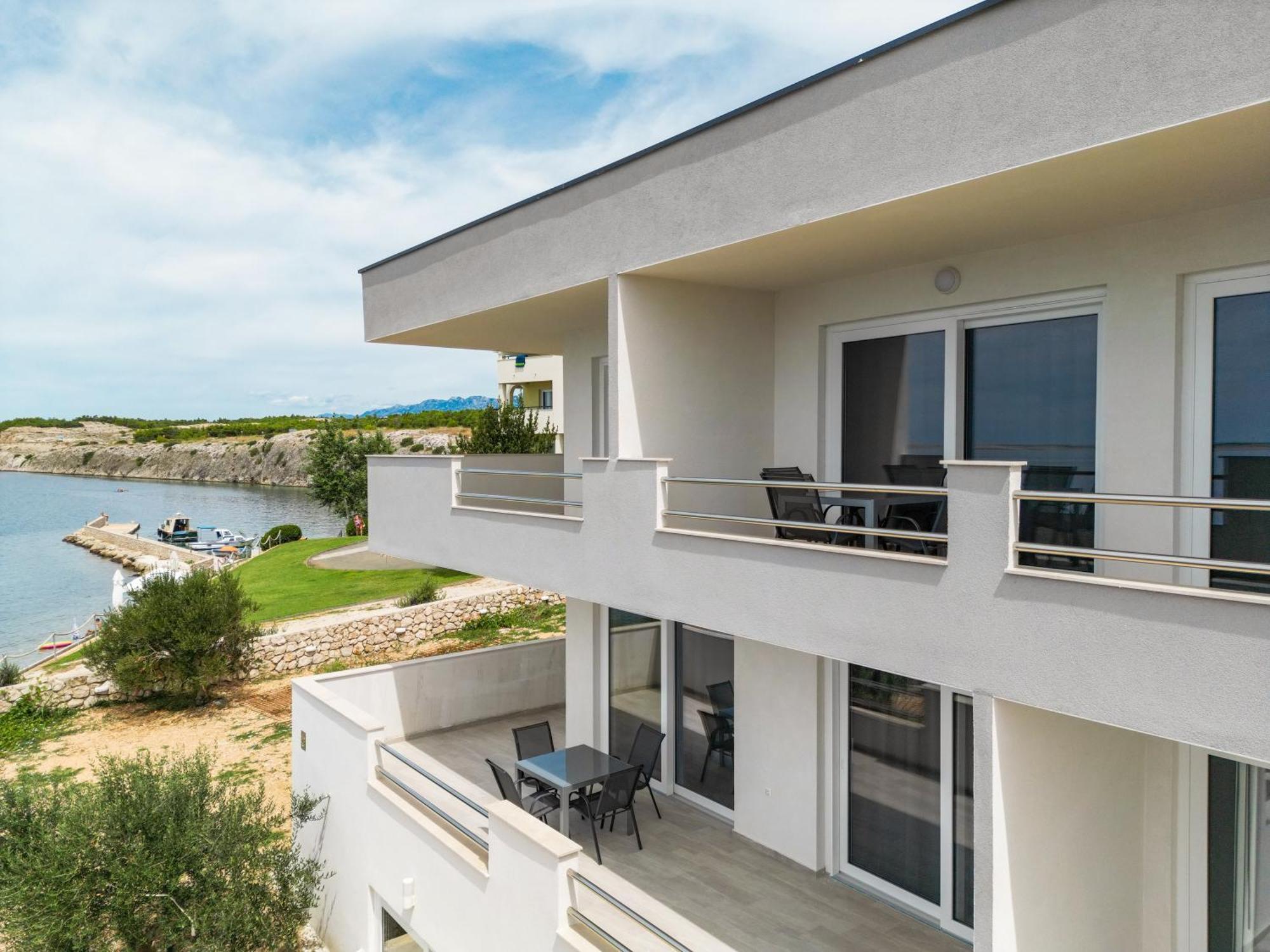 Beachfront Apartments Tic With Seaview Miletici Ngoại thất bức ảnh
